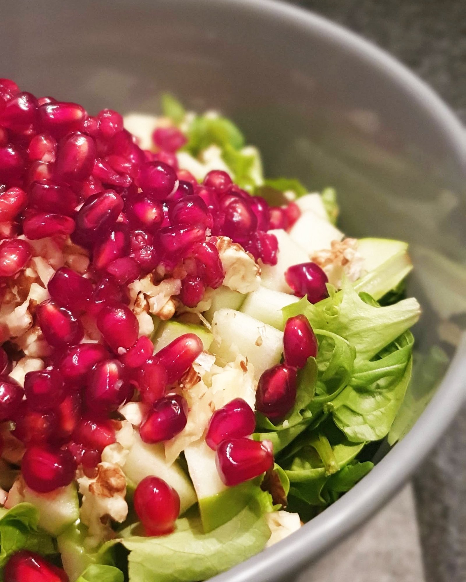 Insalata di melograno e noci